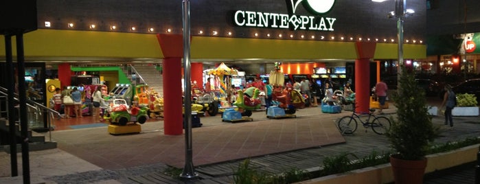 Centerplay is one of Locais curtidos por Guido.