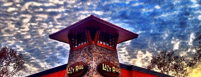 Lazy Dog Restaurant & Bar is one of Deanna : понравившиеся места.