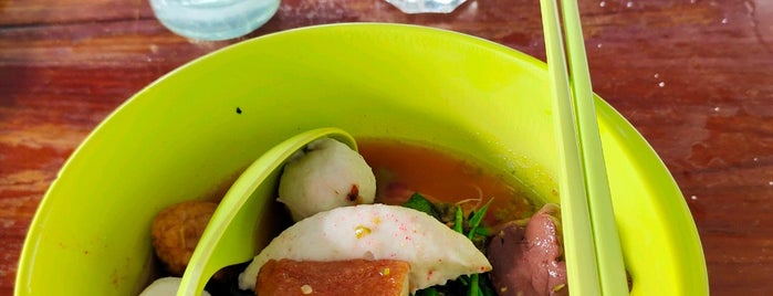 เจียง ลูกชิ้นปลา is one of Food.