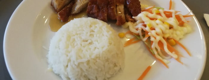 Chester's Grill is one of Lugares favoritos de Yodpha.