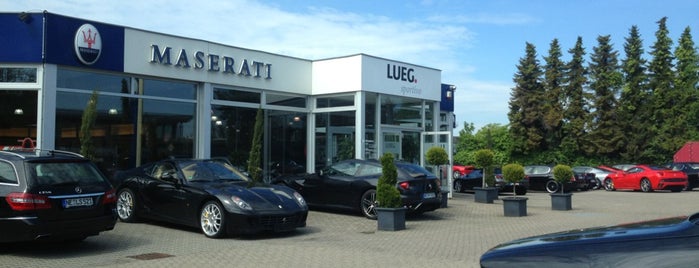 Lueg Sportiro Ferrari Center is one of Tempat yang Disukai Volker.