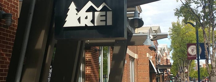 REI is one of DC shops.