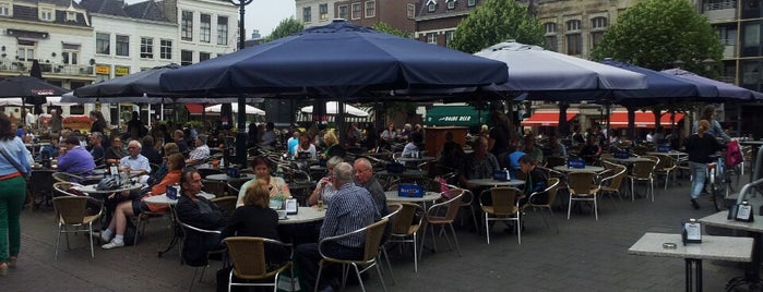 Scheffersplein is one of Dordrecht Watersportstad!.