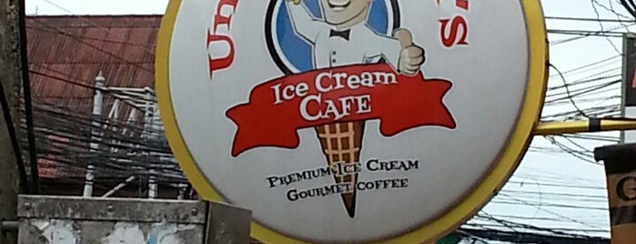 Uncle Don's Ice Cream Cafe is one of Locais salvos de Ayna.