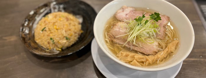 麺武流 謙信 is one of ラーメン.