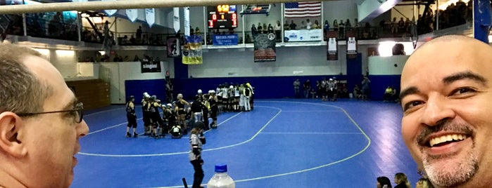 Gotham Girls Roller Derby is one of New York - Att upptäcka.