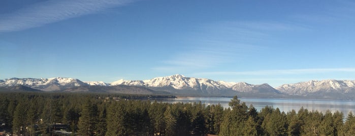 Harveys Lake Tahoe Resort & Casino is one of Lugares favoritos de Jerry.