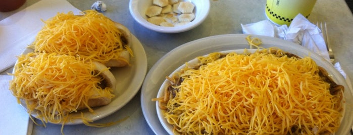 Skyline Chili is one of Jerryさんのお気に入りスポット.