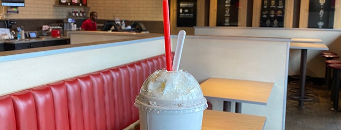 Smashburger is one of DC quick bites.