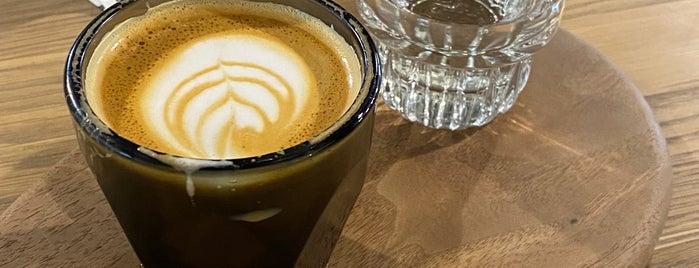 Sweet Bloom Coffee Roasters is one of Denver, CO 🌤 🏞🍺.