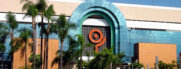 Shopping Ibirapuera is one of 100 Shopping Centers (mais frequentados Brasil).