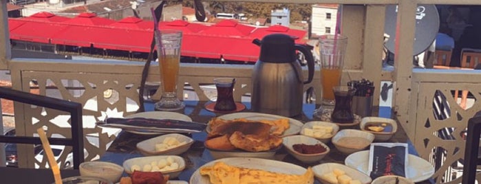 Nova Şantiye Cafe is one of Tempat yang Disukai Saliha.