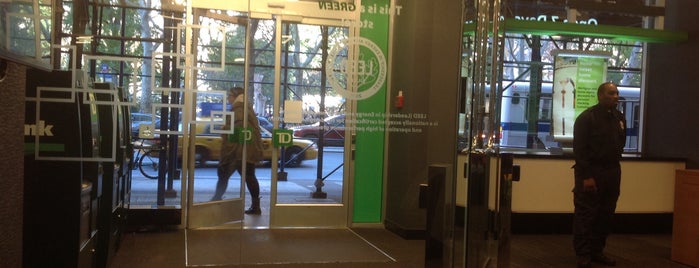 TD Bank is one of Davidさんのお気に入りスポット.