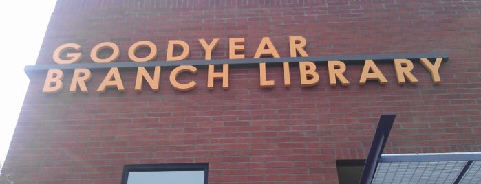 Goodyear Branch Library is one of Orte, die Raquel gefallen.