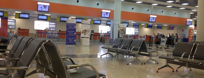 Terminal E is one of Транспорт.