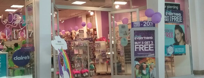 Claire's is one of Best places in the mall.
