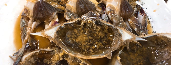 꽃게랑새우랑 Trang Trang lobster crab (Soya-sauce Crab) is one of 명예의 전당.