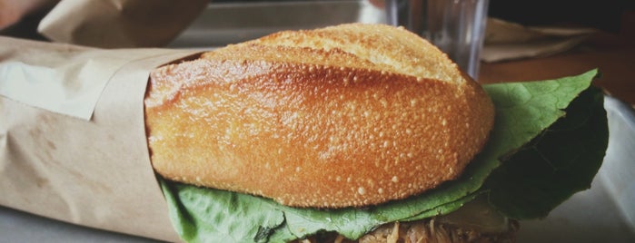 Hubbub Sandwiches is one of Lugares favoritos de Ben.