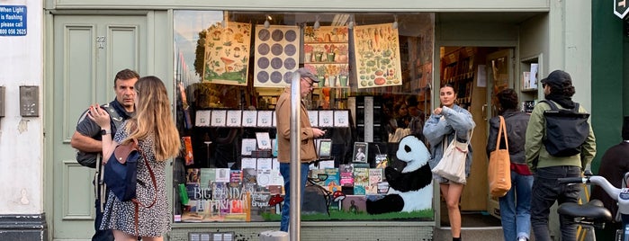 South Kensington Books is one of สถานที่ที่บันทึกไว้ของ Jesse.