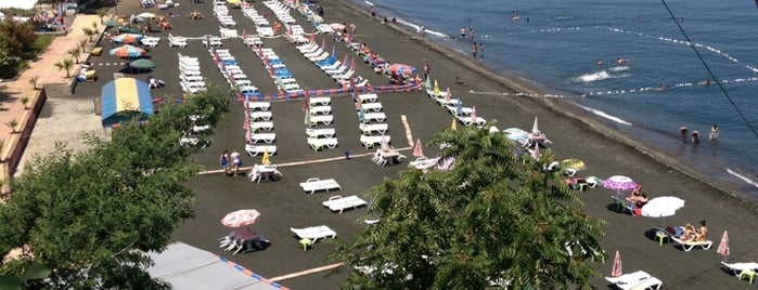 Akcakale beach club is one of Adem : понравившиеся места.