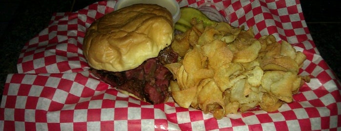 Lutz's Famous BBQ is one of Columbia BBQ.