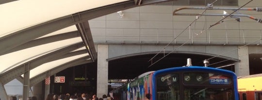 Universal-City Station is one of Shank 님이 좋아한 장소.