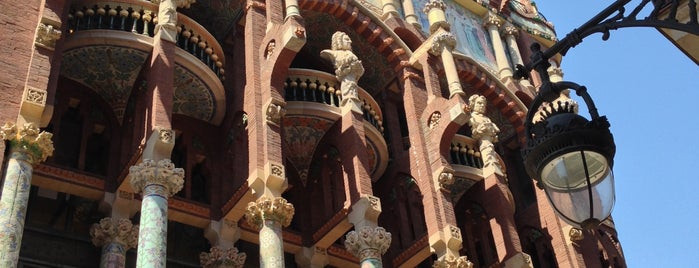Palau de la Música Catalana is one of Sitios chulis de Barcelona.