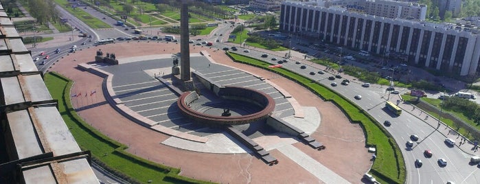 Victory Square is one of )).