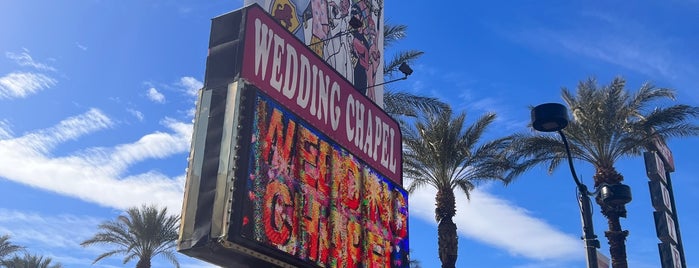 Viva Las Vegas Wedding Chapel Inc. is one of Las Vegas y sus alrededores.