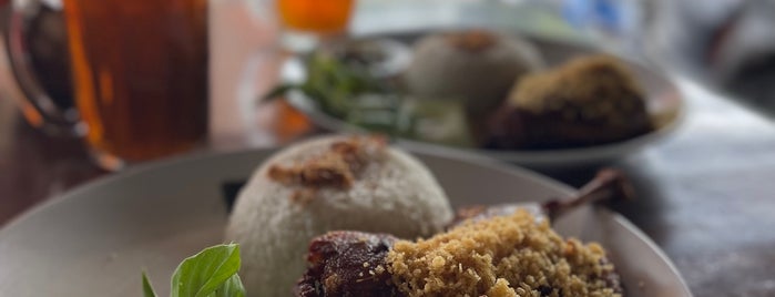 Bebek Kaleyo is one of Jakarta.