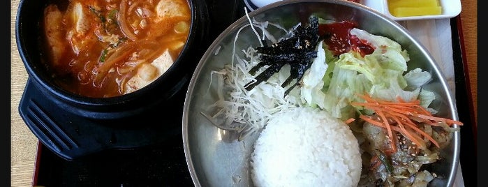Rakmen Korean Noodle is one of Usuals.