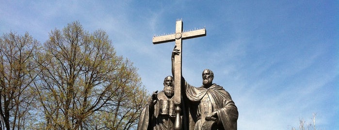 Памятник Кириллу и Мефодию is one of Памятники и скульптуры.