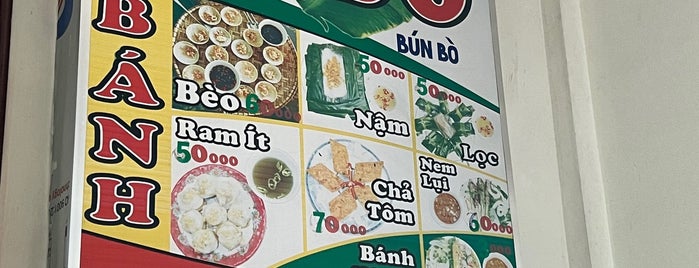 Quán Bà Đỏ is one of Food in Da Nang/Hoi An/Hue.