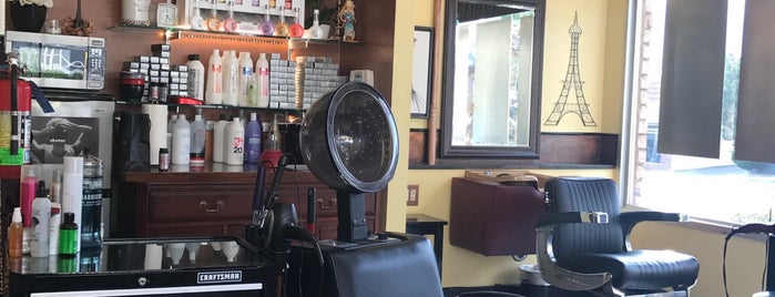 hair studio in Montrose is one of Tempat yang Disukai Tracy.