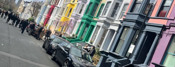 Notting Hill is one of londra.