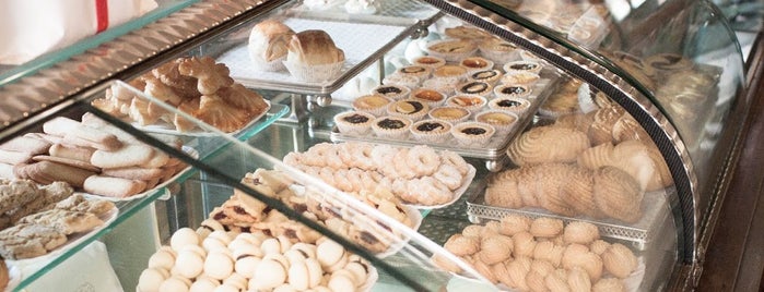 Pasticceria Marchesi is one of Pasticcerie.