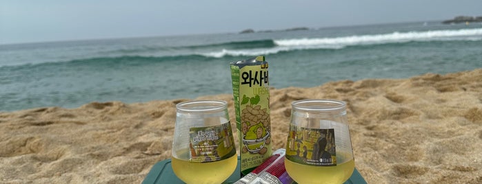 Gyeongpo Beach is one of Food.talk : понравившиеся места.