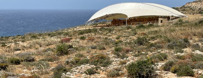 Mnajdra Temples is one of VISITAR Malta.