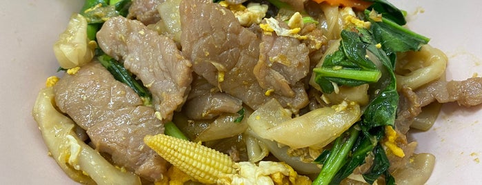 หยิ่วกี่ is one of Top picks for Chinese Restaurants.