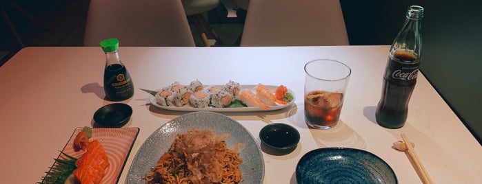 Usaka Sushi Bar is one of Restaurantes BCN.