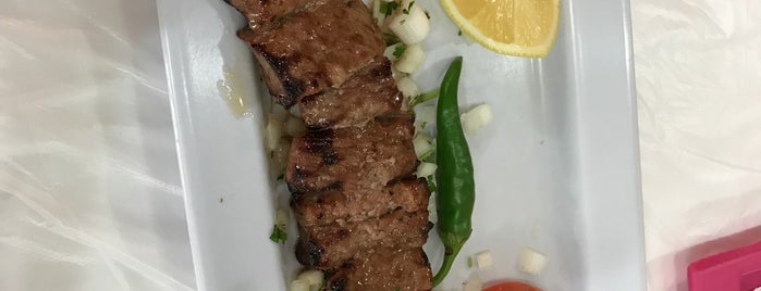 Tak Bonab Kabab | کباب تک بناب is one of Mo'nun Beğendiği Mekanlar.