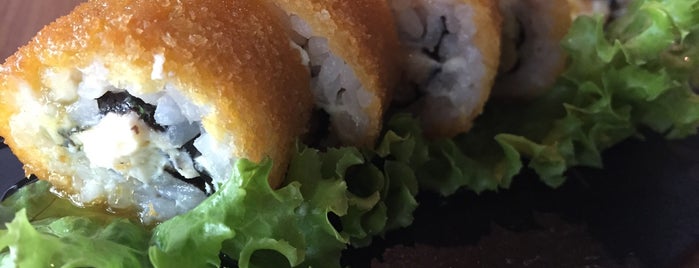 SushiClub is one of Favoritos para comer!.