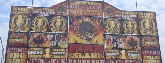 Largest Ribfest of Canada is one of Tempat yang Disukai Steven.