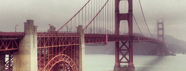 The Golden Gate is one of LA -  -   - s t e p s.