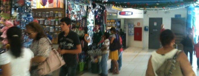 Shopping Popular is one of Meus locais Preferidos.