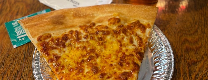 Monster Pizza(몬스터 피자) is one of Favourites in Seoul.