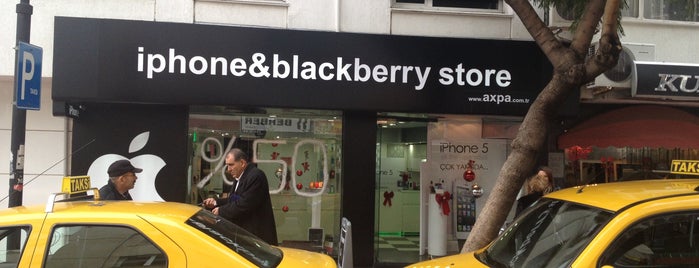 iPhone & BlackBerry STORE is one of İZMİR VİP.
