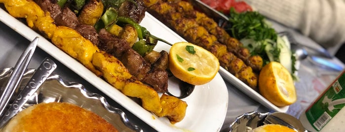 Eyni kebab House | کباب‌سرای عینی is one of Posti che sono piaciuti a Ramin.