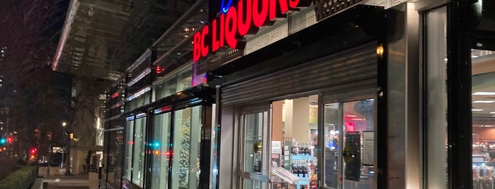 BC Liquor Store is one of thiago lopes'in Beğendiği Mekanlar.