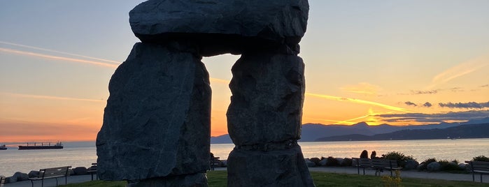 The Inukshuk is one of vancouver_sites.